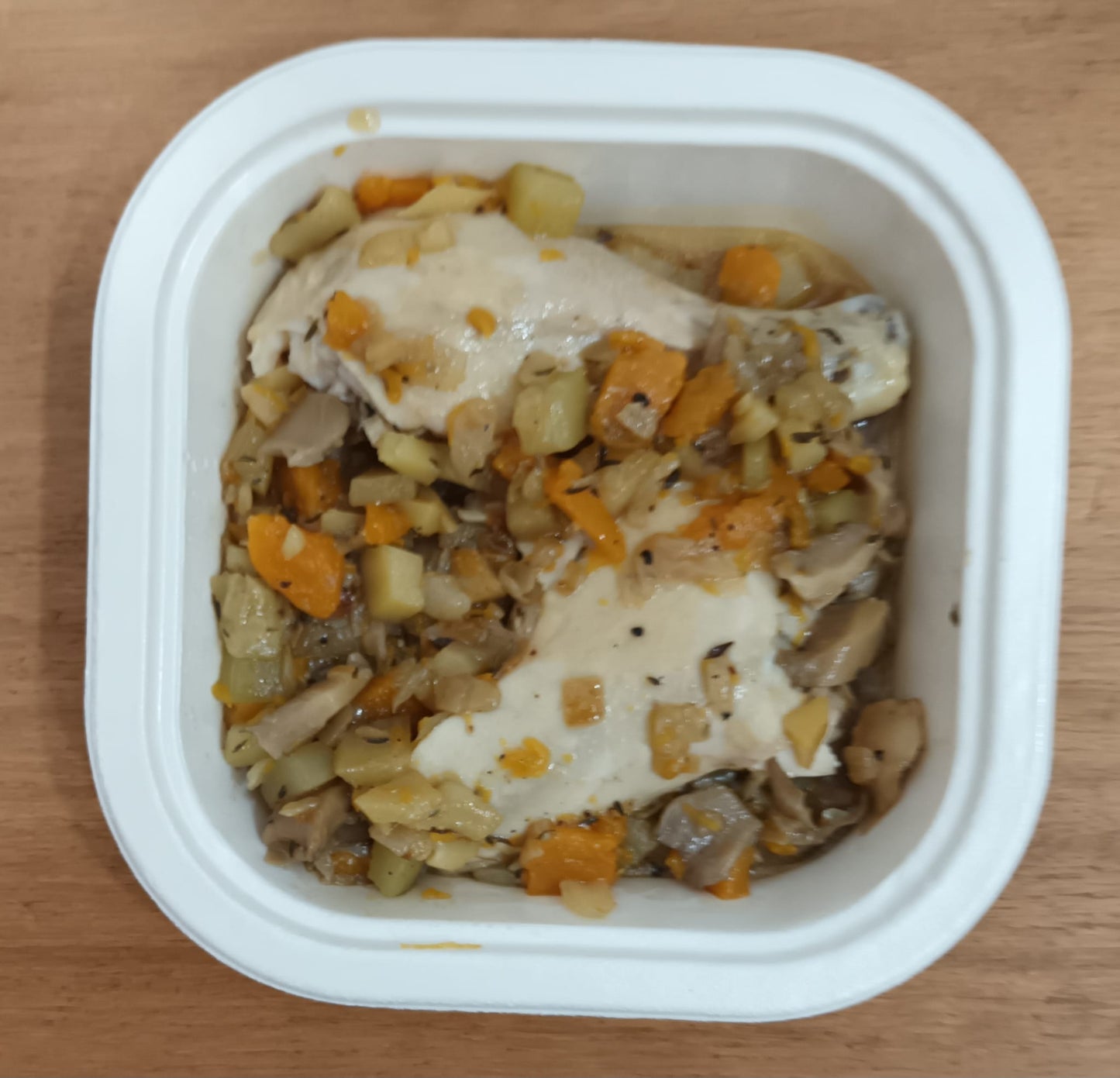 Pollo a la cerveza con verduras