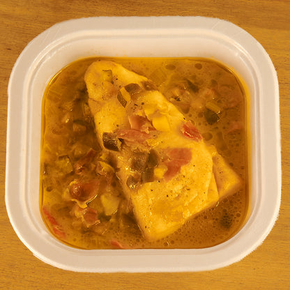 Merluza con verduras y jamón - ensupuntoadomicilio