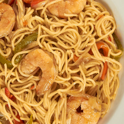 Noodles de trigo con langostinos - ensupuntoadomicilio